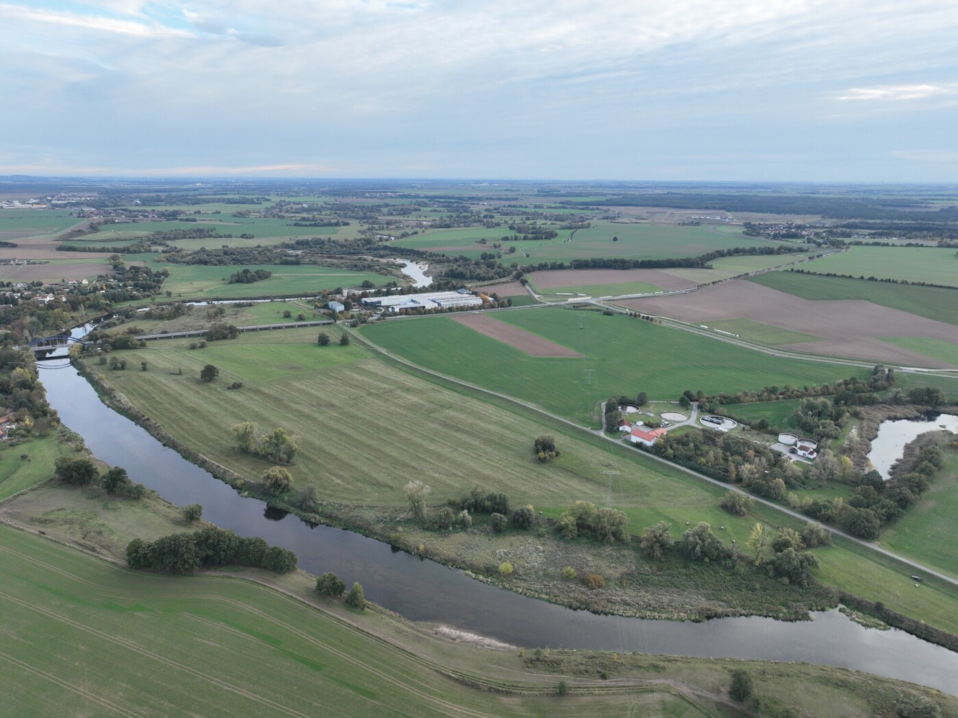 separate Ackerfläche - Blick Richtung Süden