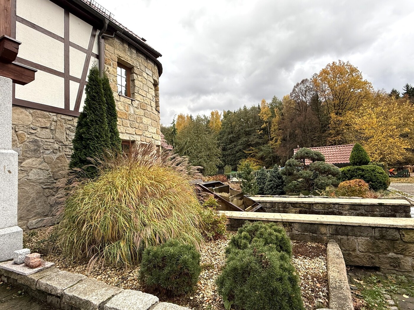 Detailansicht mit Mühlrad