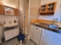 Küche mit integrierter Dusche