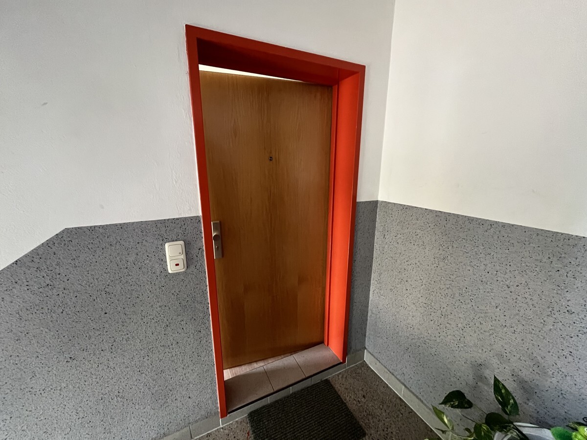 Wohnungseingangstür