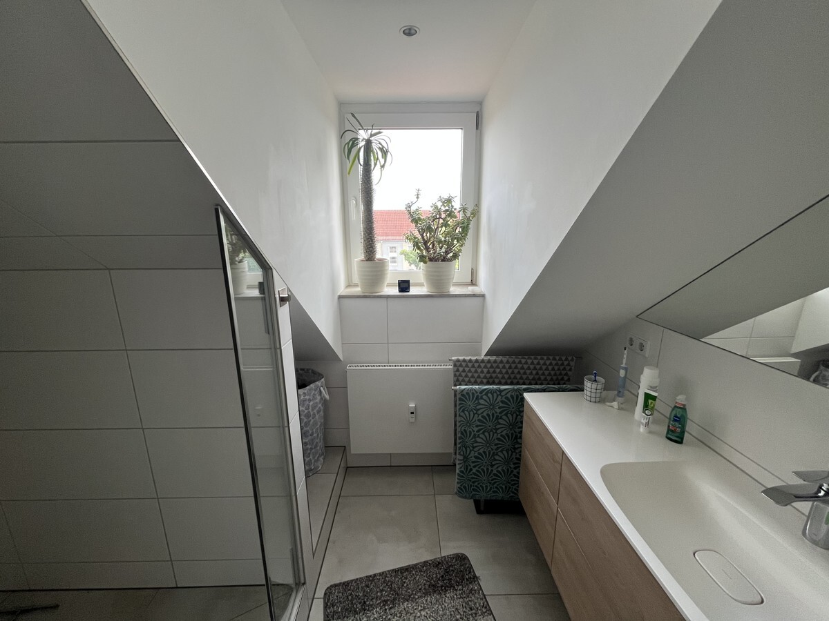 Badezimmer mit Dusche