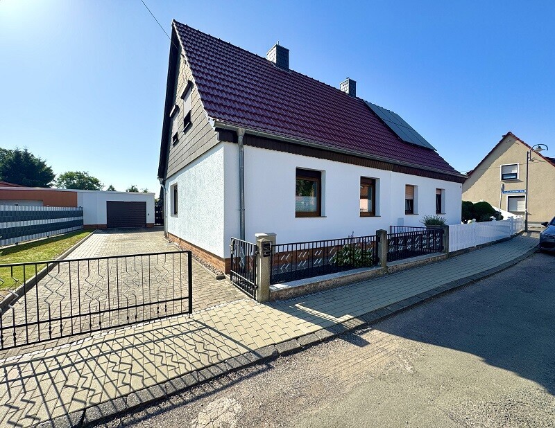 Straßenansicht