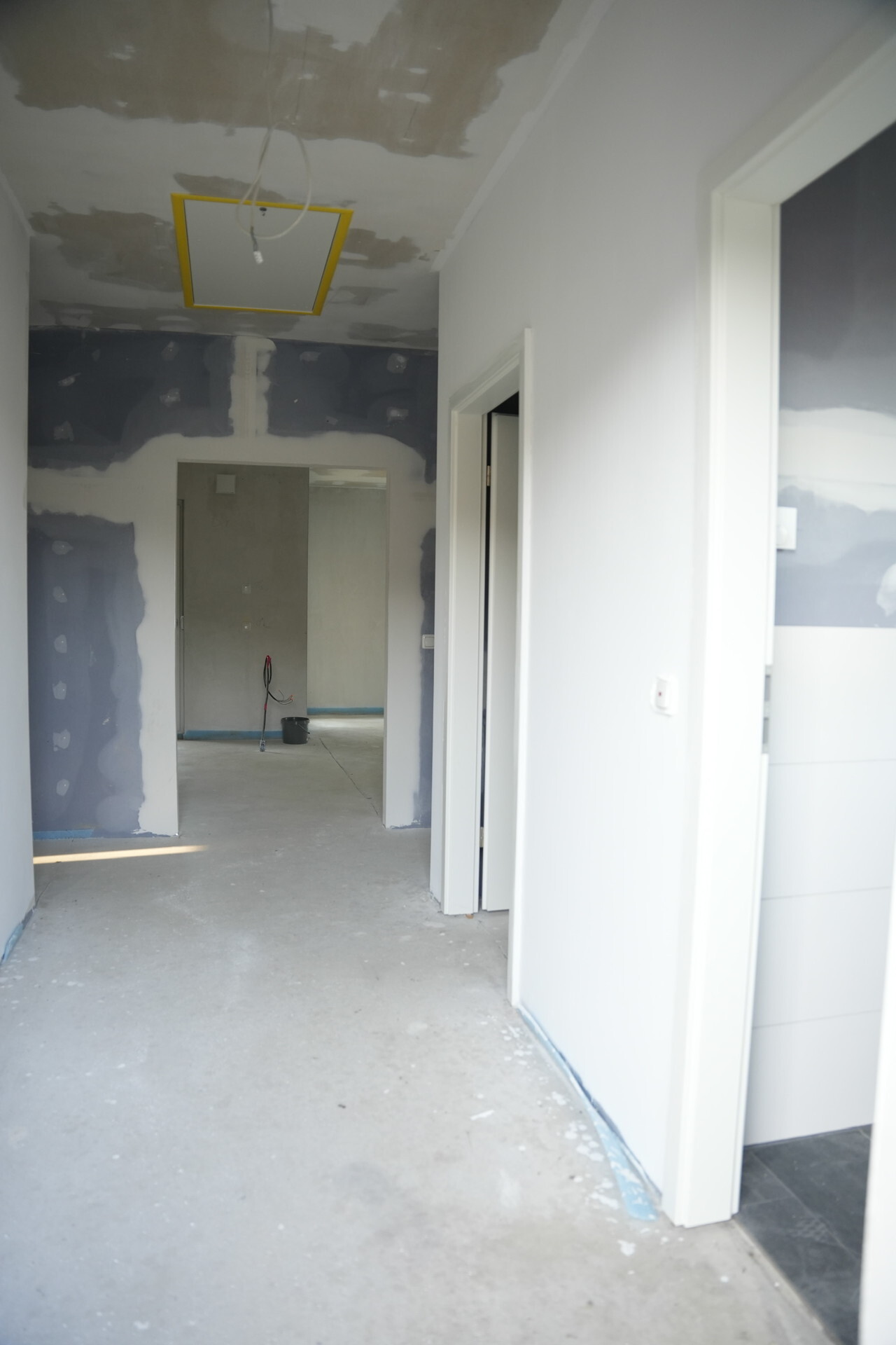 Innenansicht, versch. Zimmer