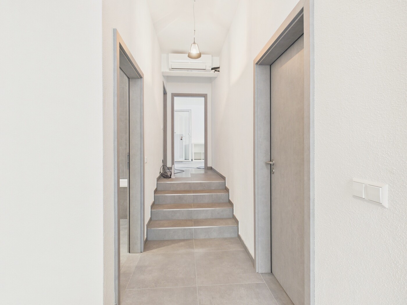 Flur zum Schlafzimmer