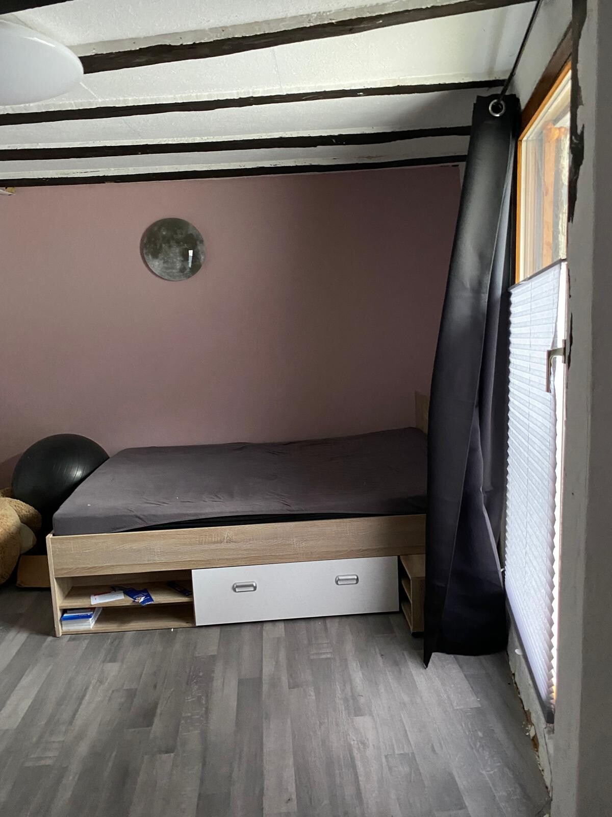 Schlafzimmer oben 1