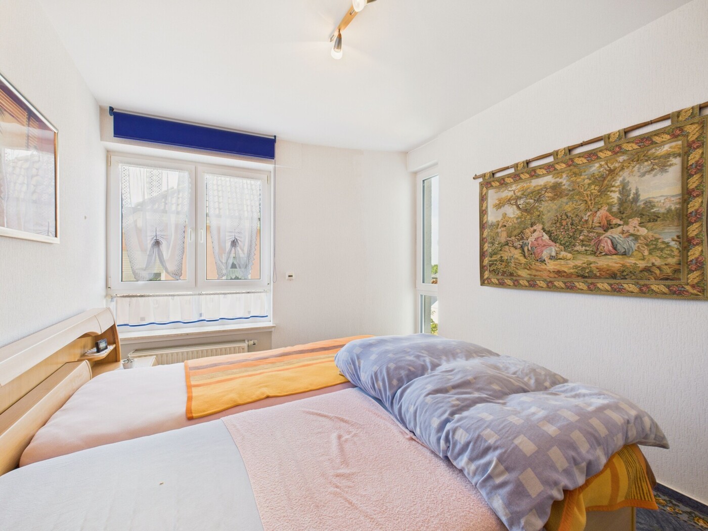 Schlafzimmer 1