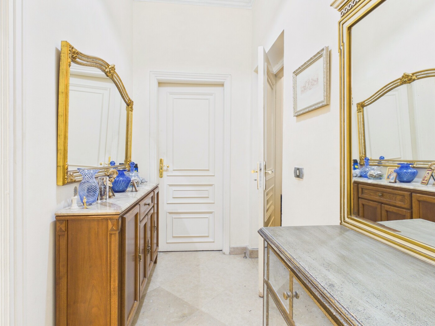 Owner Entrance Hall First Floor