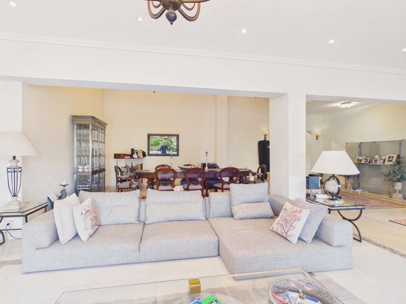 Owner Livingroom Second Floor 