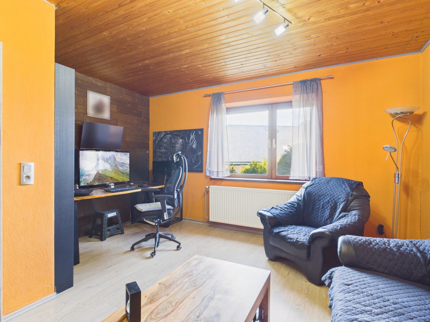 Wohnzimmer UG
