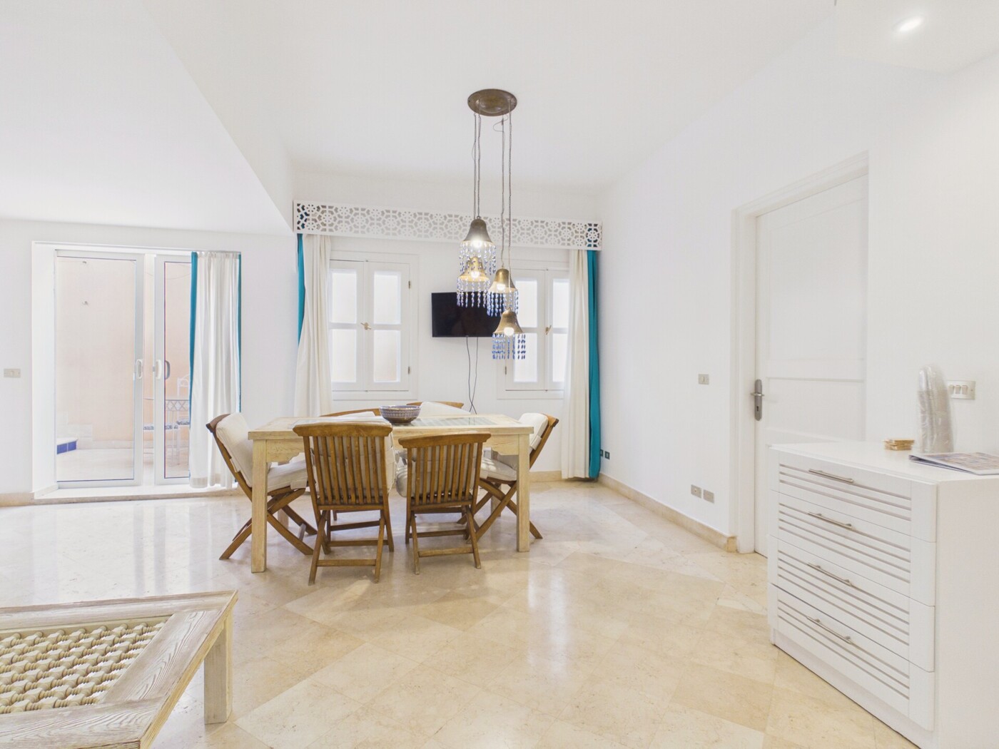 Livingroom .