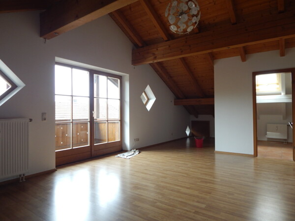 Wohn- und Schlafraum Bild 2