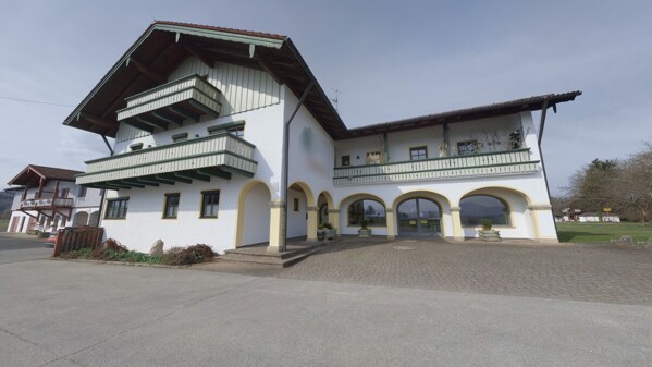 Home 4 Außenansicht