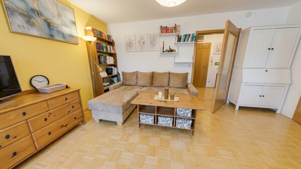 Aktuelle Immobilien 5 Wohn-_Essbereich