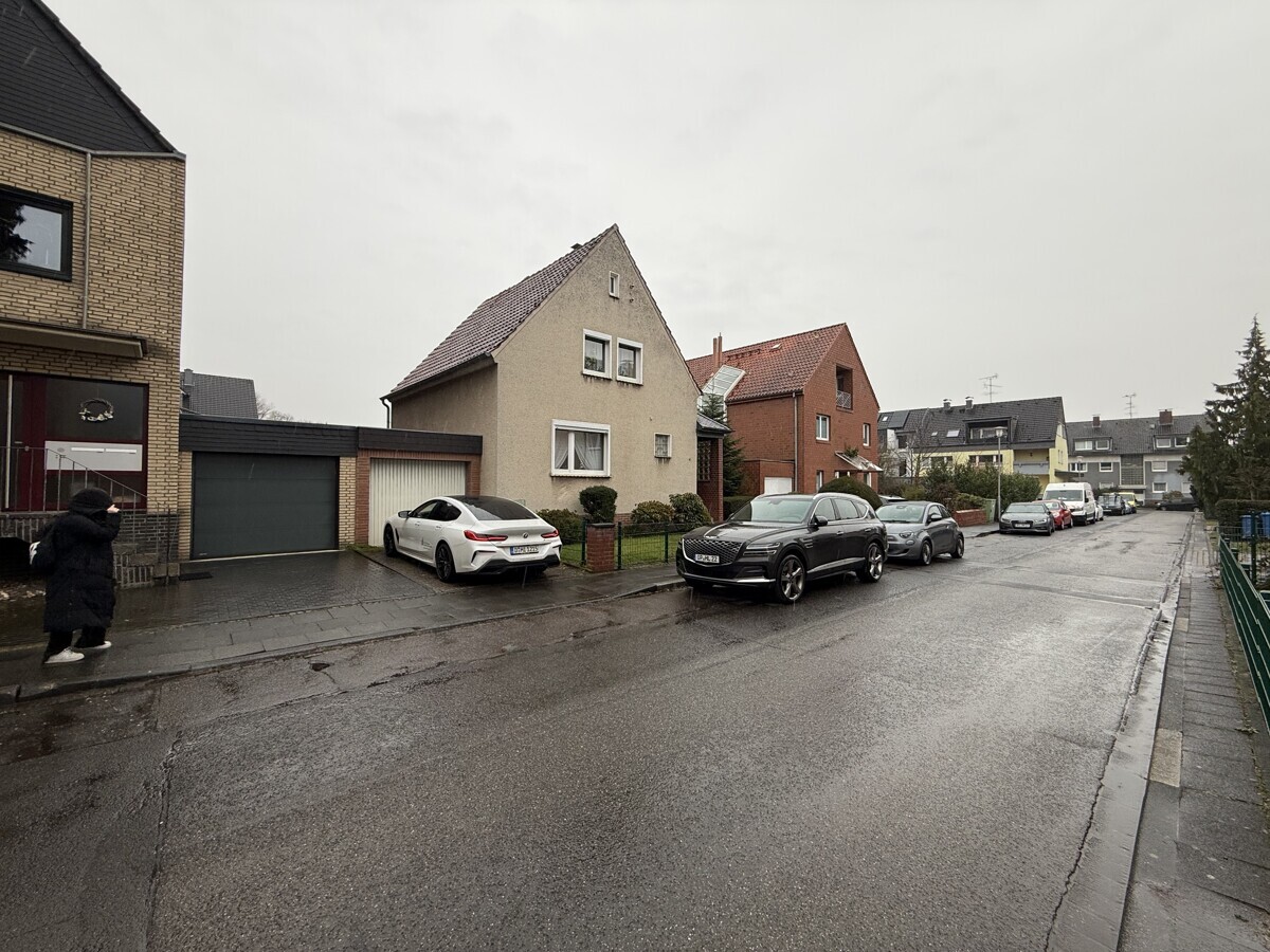 Straßenansicht