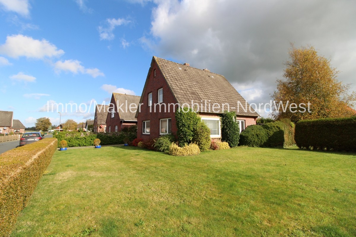 Real Estate Title Image Background
