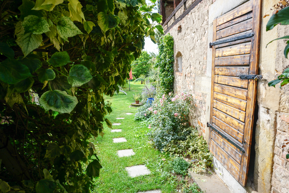 Nebengebäude/Garten