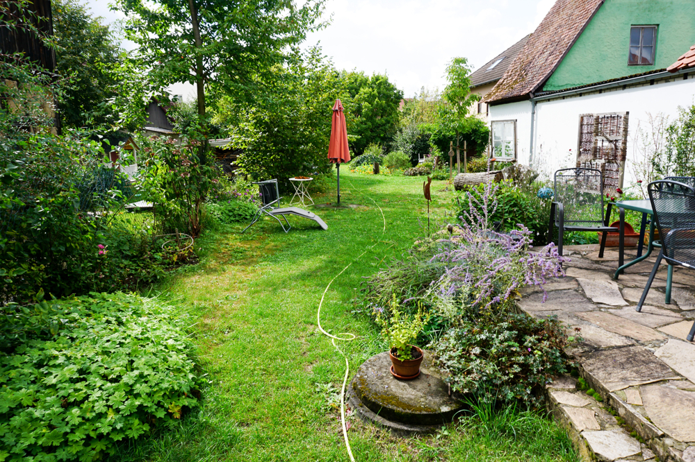 Nebengebäude/Garten