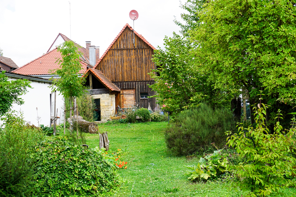 Nebengebäude/Garten