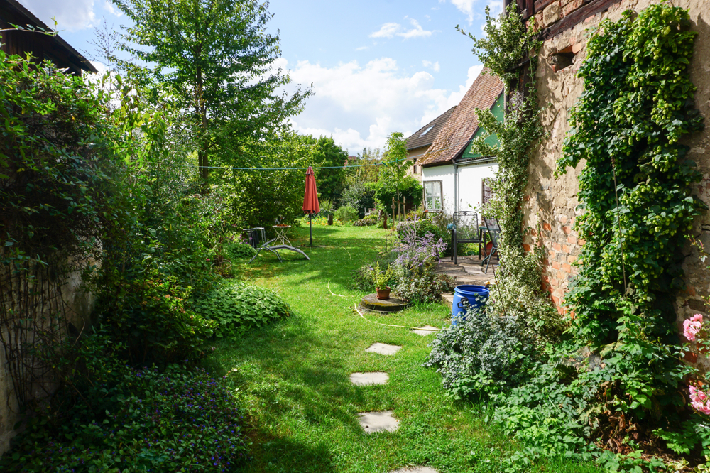 Nebengebäude/Garten