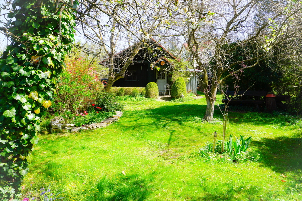 Garten/Gartenhäuschen