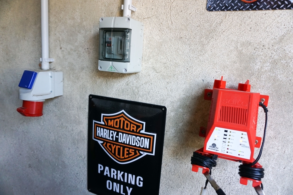 Garage recht/Starkstromanschluss