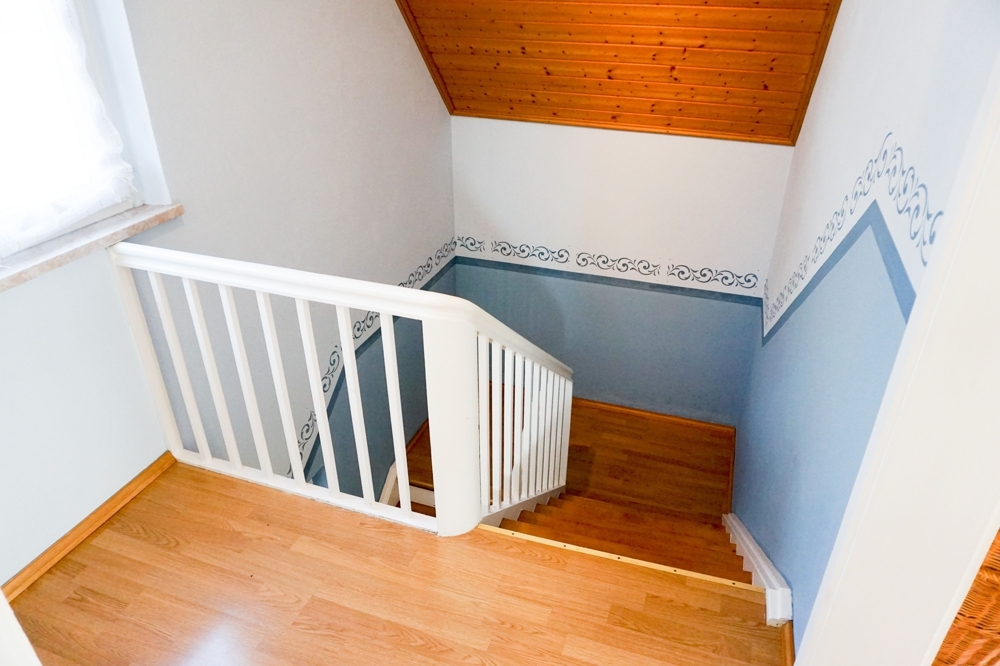 Treppe/Flur DG
