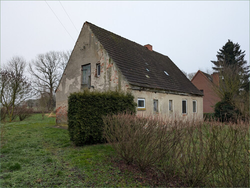 straßenseitige Ansicht