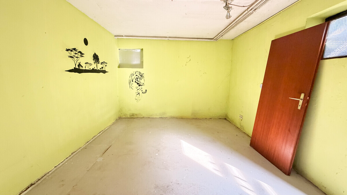 gallery-one
