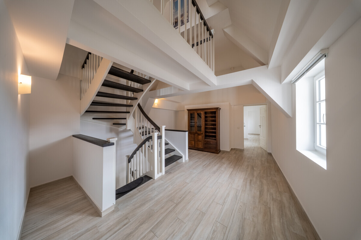 gallery-one