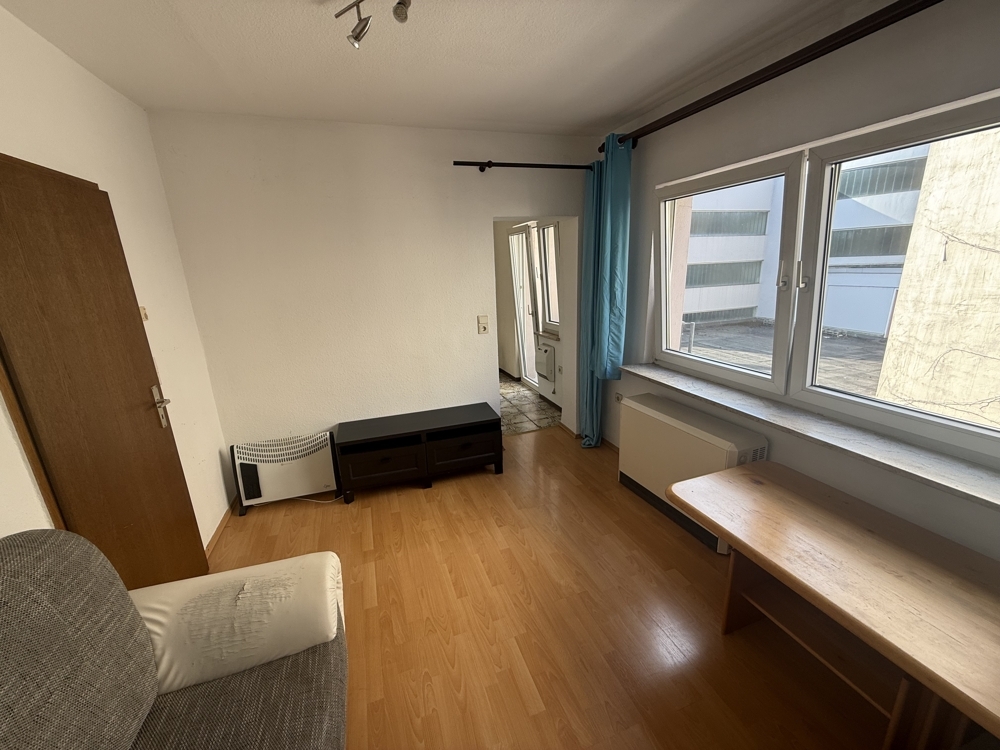 MA - C2 QUADRAT 2 ZKD + Balkon I ca. 50 Meter zum Paradeplatz - Photo 3