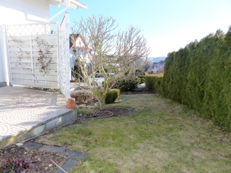 Garten mit Terrasse