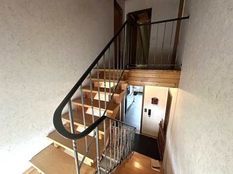 Treppenhaus zum DG