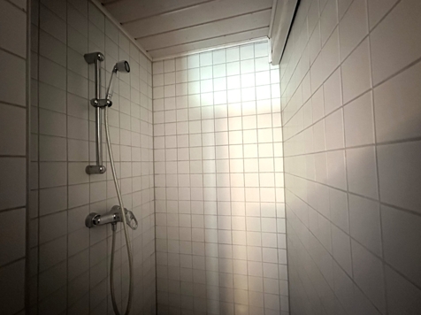 UG Dusche