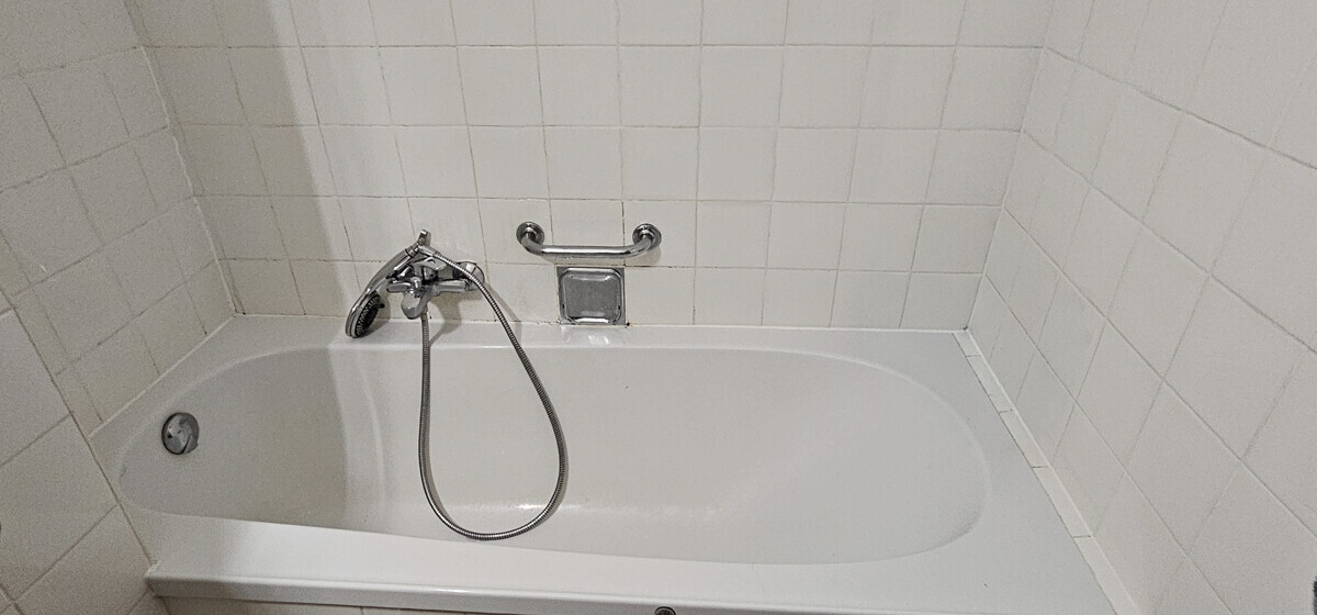 Bad mit Wanne Bild2
