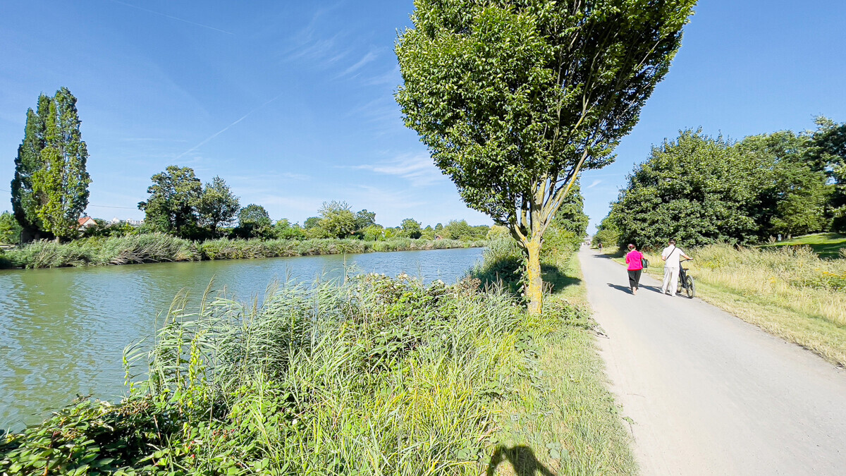 Lage direkt am Kanal