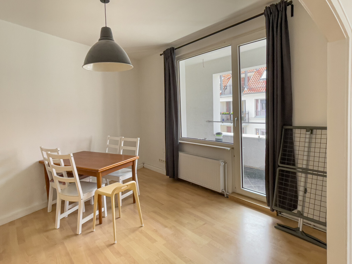 Eßzimmer mit Loggiazugang