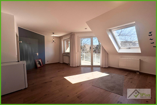 5Plus Immo Wohnung zur Miete Inden/Altdorf Wohnzimmer