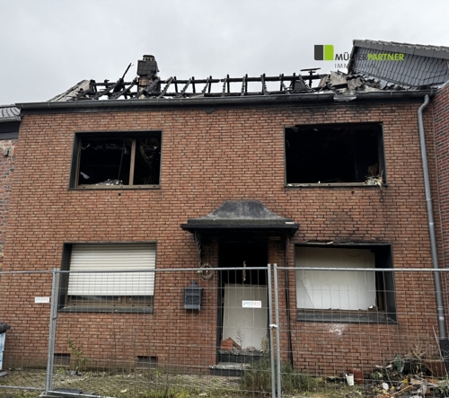 Abriss und Neubau nach Brandschaden