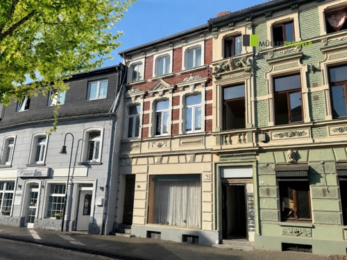 Straßenansicht