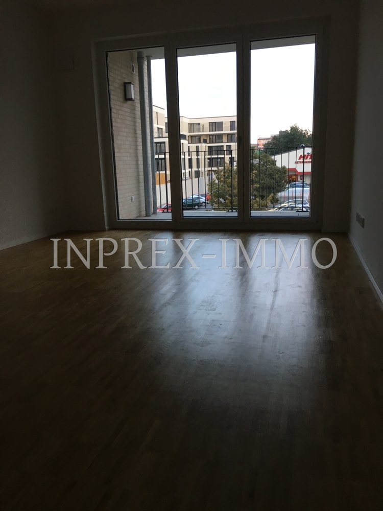 2122 Wohn-Essraum Teil 2 mit Loggia