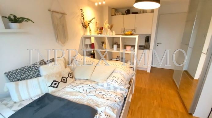 2198 Photo Schlafbereich Richtung Küche NEU