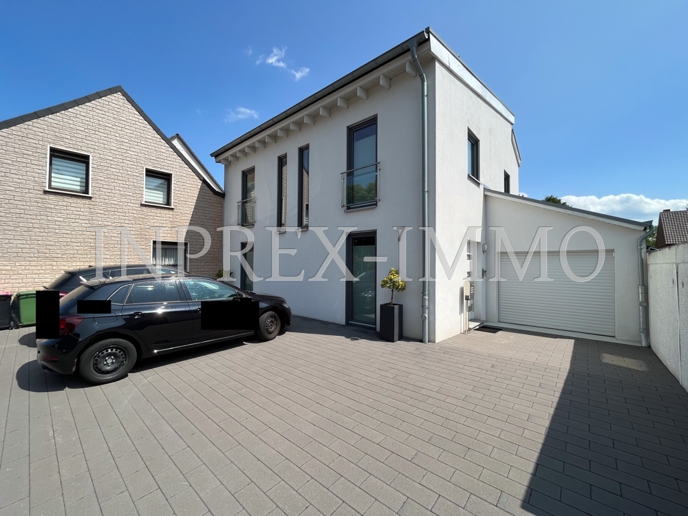 1027 Haus vorne 2