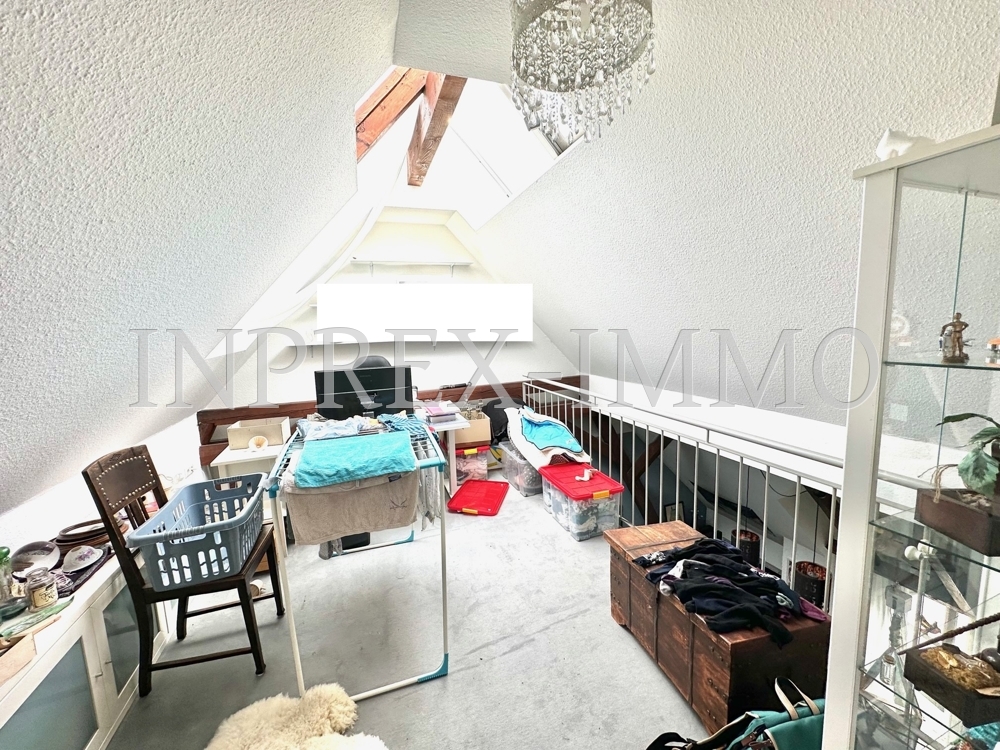2229 Studio unterm Dach