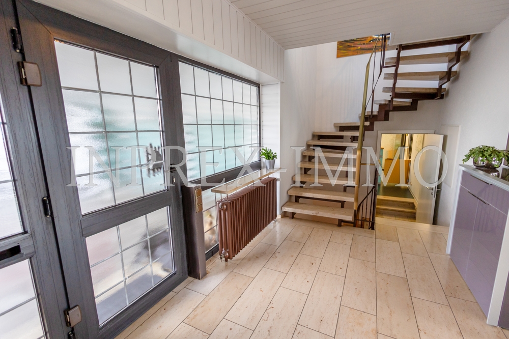 4010 05 EG Eingangsbereich Wohnhaus