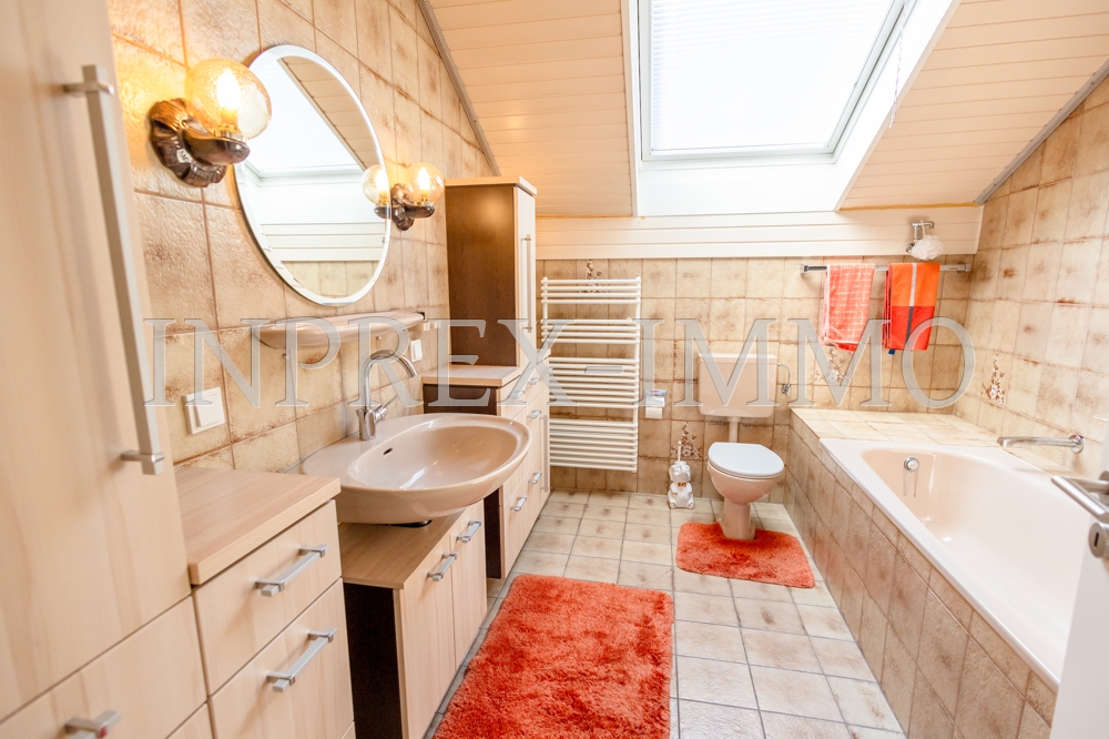 4010 13 Erstes OG WannenDuschbad