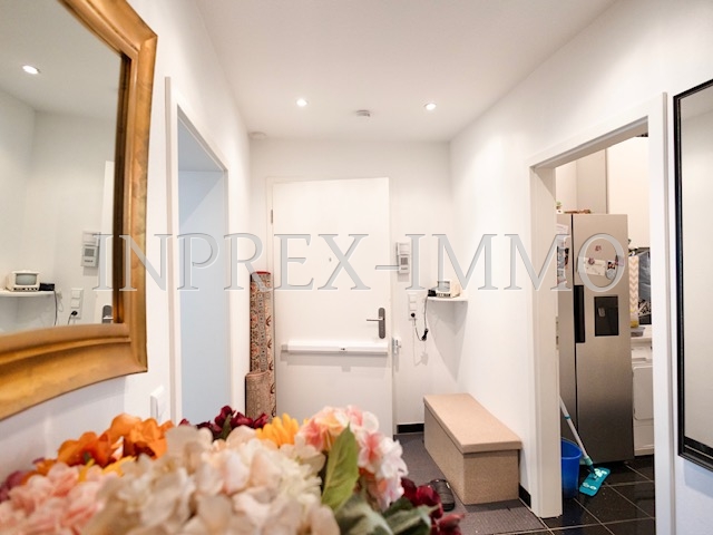 1032 06a Whg erstes OG Eingangsbereich