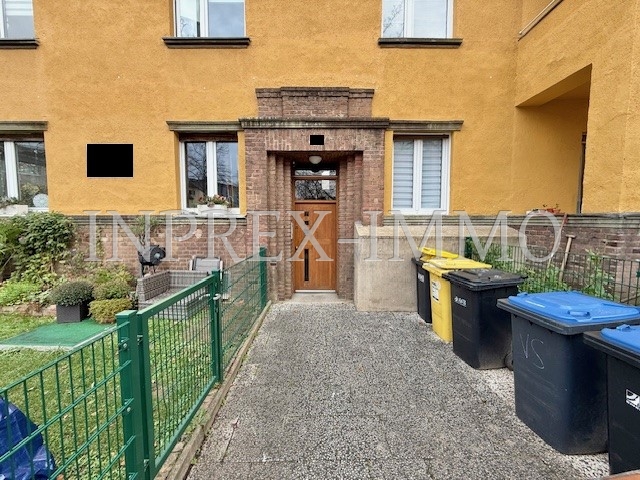 2253 INPREX-IMMO GmbH Eingang Schlegelstr