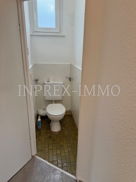 2253 - Drittes OG Toilette