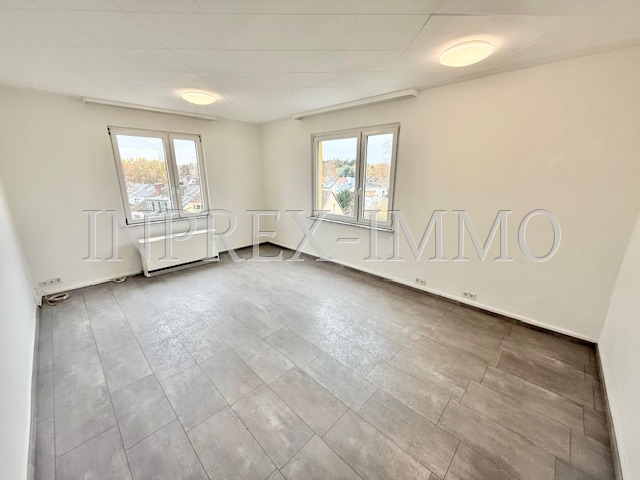 2253 - Drittes OG Zimmer 2 Wohnzimmer