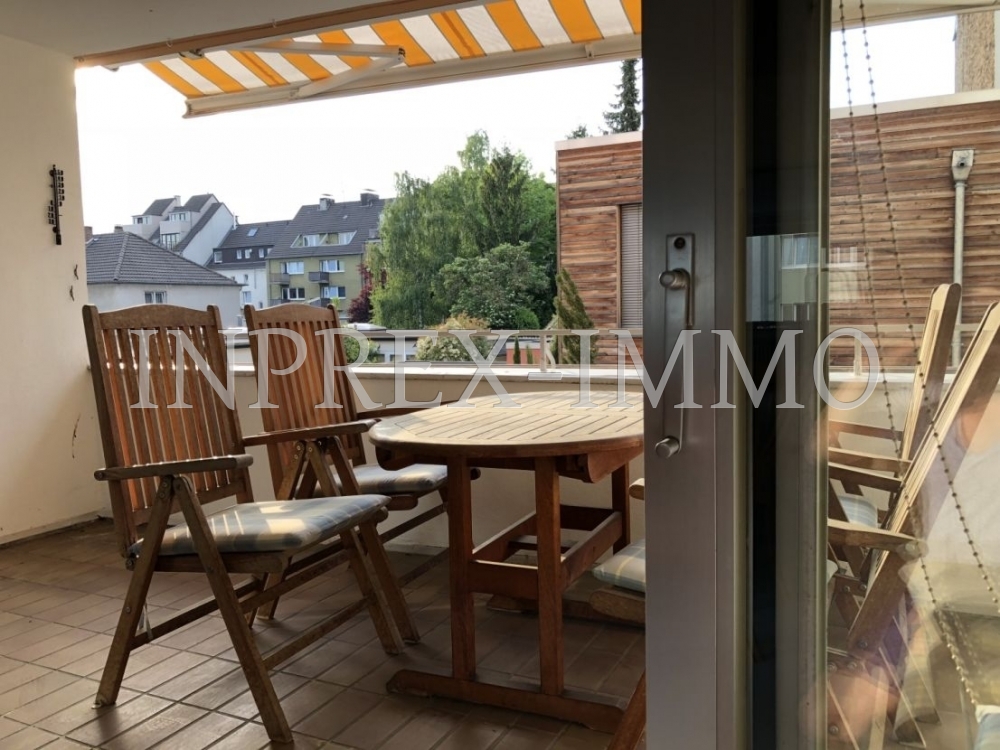 2137 Blick Balkon Bild 2.png